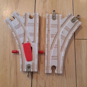 ACTION SWITCH TRACK & SWITCH TRACK Thomas Train Wooden Railway